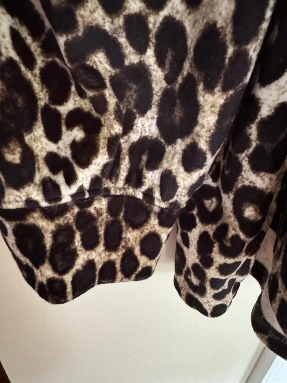 Michael Kors XL Super Soft Cheetah Print Long Sleeve Off the Shoulder Blouse EUC
